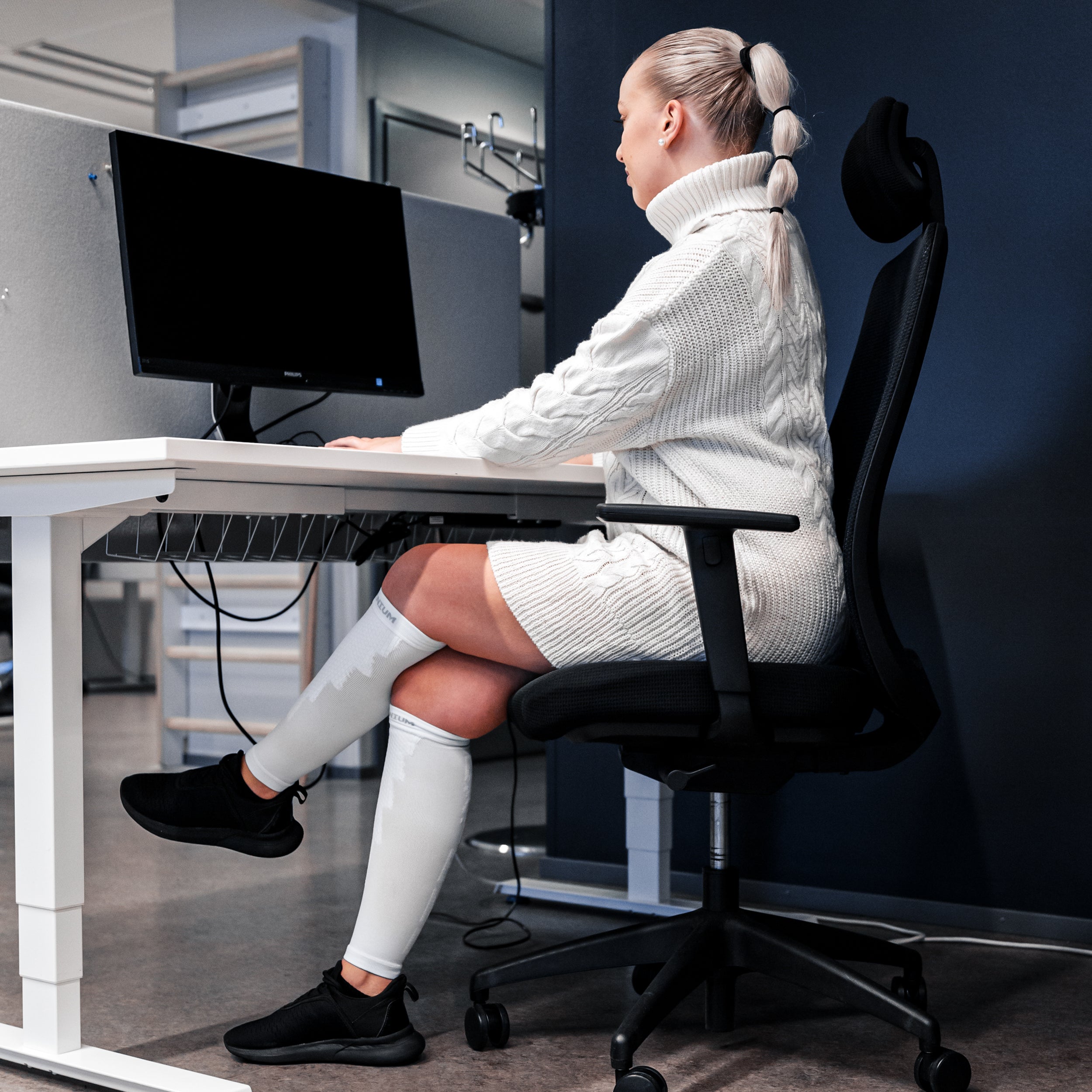Tritanium eXtend Low Compression Leg Sleeves for Work and Travel